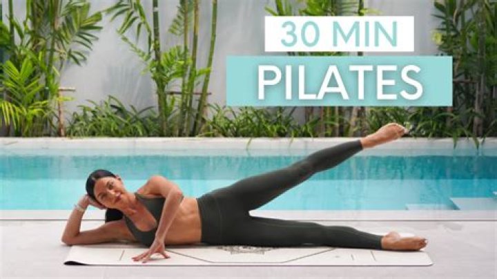 Supermodel Sanne Vloet’s 20-Minute Core Strengthening Pilates Workout Will Get You Bikini Ready