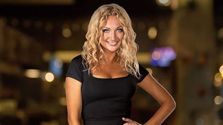 Natalie & Mike Reunite (Exclusive) – Hollywood Life