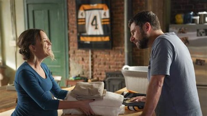 EPs Talk Maggie’s Love Gary & Cam – Hollywood Life