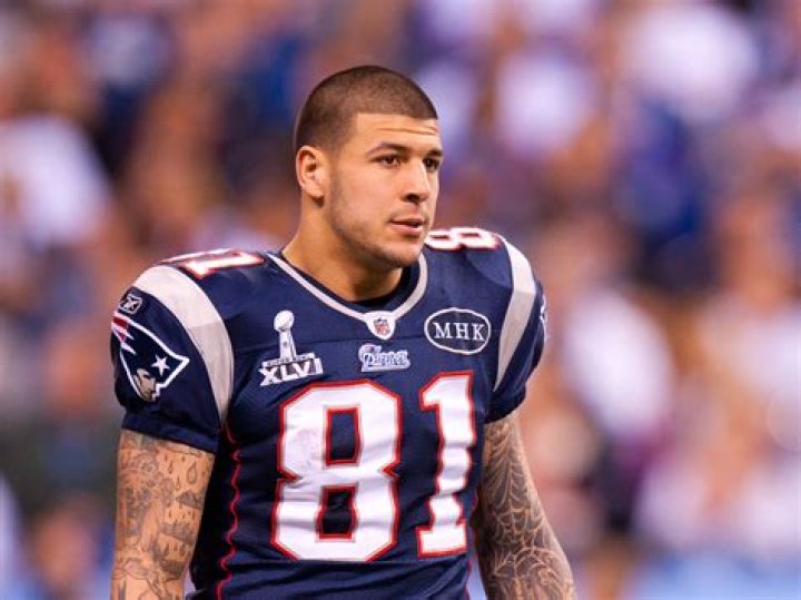 [PHOTOS] Aaron Hernandez — Pics From Posted On Twitter – Hollywood Life