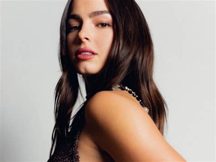 Addison Rae Rocks Black Thong Bikini In The Rain — Pics – Hollywood Life