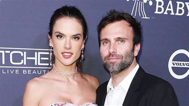 Alessandra Ambrosio & Fiance Jamie Mazur Split After 10-Year Engagement
