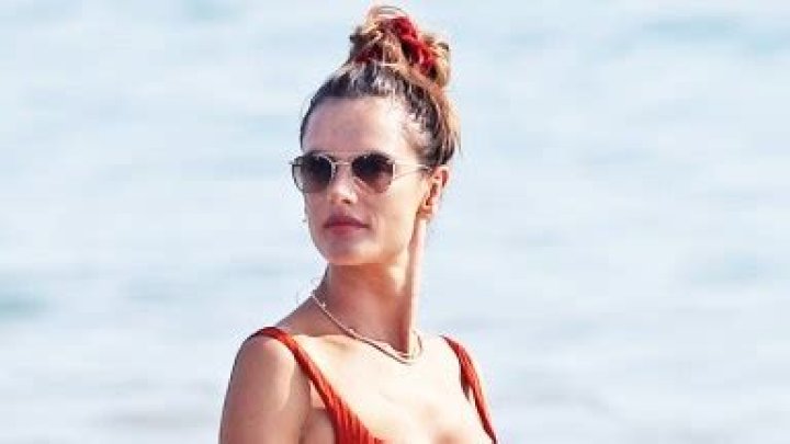 Alessandra Ambrosio Rocks Strapless Bikini At Beach With Richard Lee – Hollywood Life