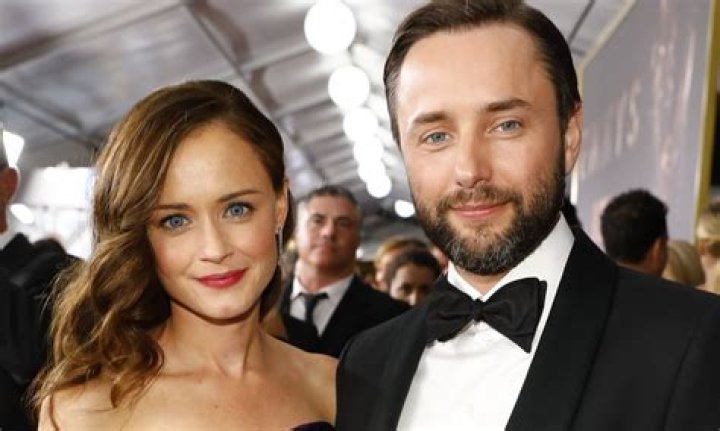 Alexis Bledel’s Baby Is Born — ‘Gilmore Girls’ Star Is A First Time Mom – Hollywood Life
