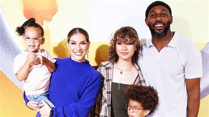 Allison Holker’s Daughter Returns To TikTok With ‘tWitch’ Tribute – Hollywood Life