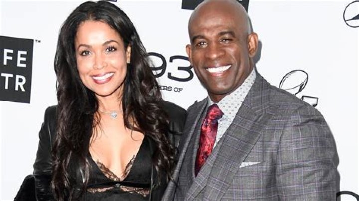 Amanda Bynes & Fiancé Paul Michael Reportedly Call Off Engagement After 2 Years, But Are Still Together