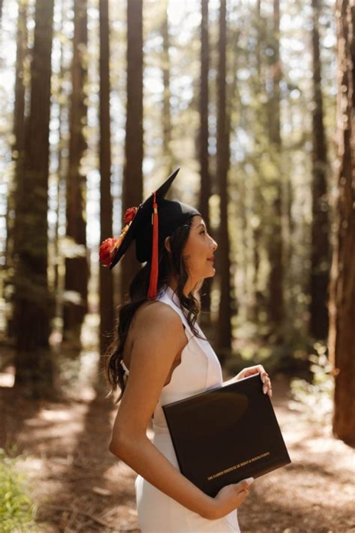 Amanda Bynes, 33, Shares Rare Photo of Herself As She Proudly Graduates From FIDM