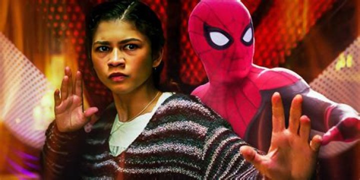 Andrew Garfield Saves Zendaya In ‘Spider-Man: No Way Home’: Theory – Hollywood Life