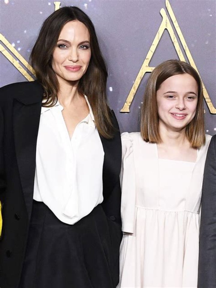 11 Cutest Photos Of Angelina Jolie & Her Mini-Me Vivienne, 10: See Look-Alike Pics