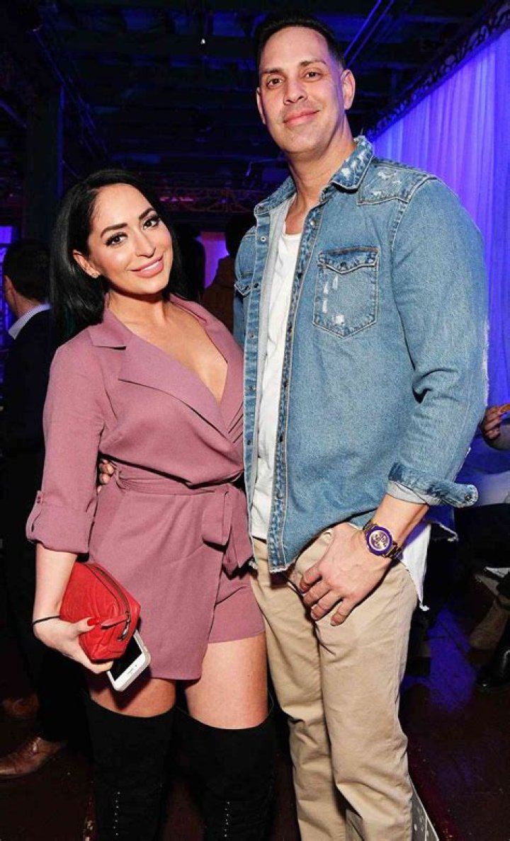 Angelina Pivarnick Talks Marriage Problems With Chris Larangeira – Hollywood Life