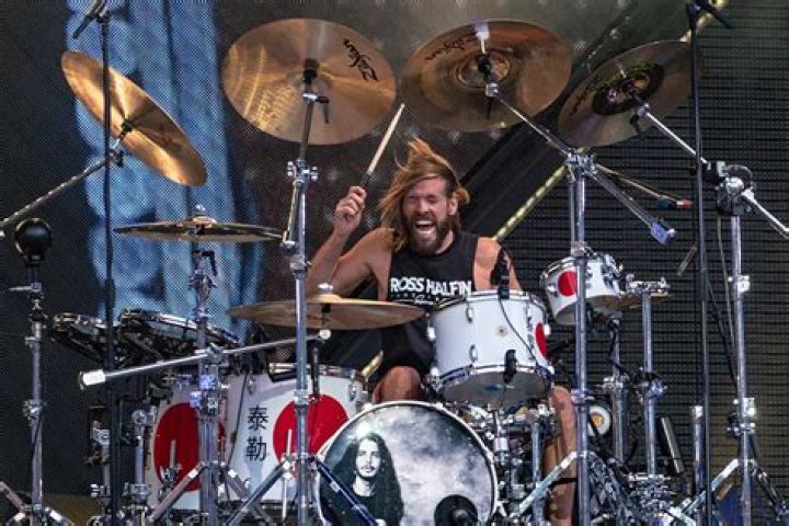 Anthony Anderson Pays Tribute To Foo Fighters Drummer Taylor Hawkins – Hollywood Life