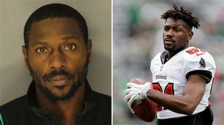 Antonio Brown Celebrity Profile – Hollywood Life