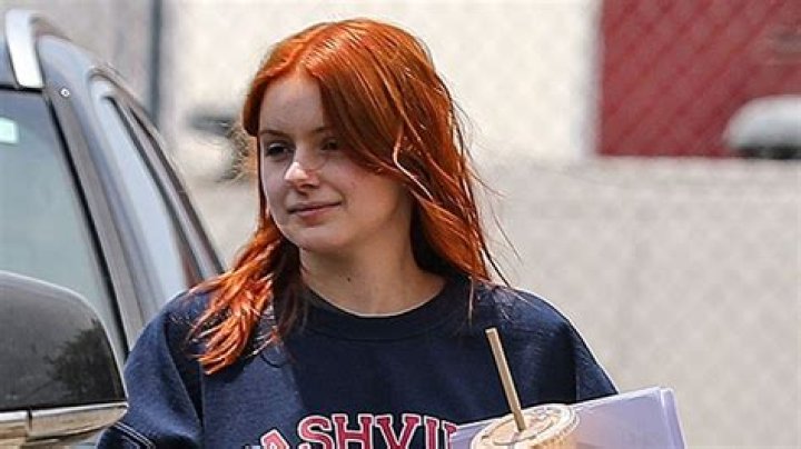 Ariel Winter’s Red Hair Makeover: See Her Fiery New Locks — Before & After Photos