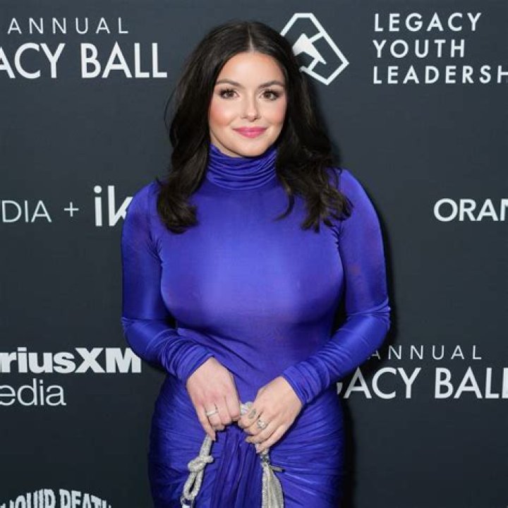 Ariel Winter News, Photos And Videos – Hollywood Life