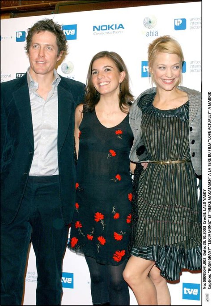 Ashley Graham Shares Nude Photo After Hugh Grant Interview Drama – Hollywood Life