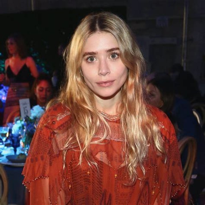 Ashley Olsen Celebrity Profile – Hollywood Life