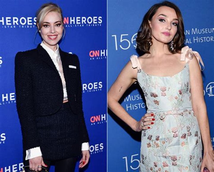 Aubrey Plaza & Chloe Fineman Kiss In ‘SNL’ Promo: Video – Hollywood Life