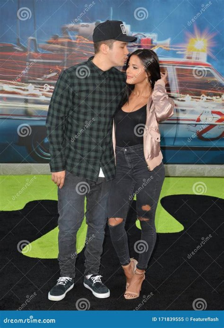 Austin Mahone Girlfriend — His Ideal Type Of Woman Revealed – Hollywood Life