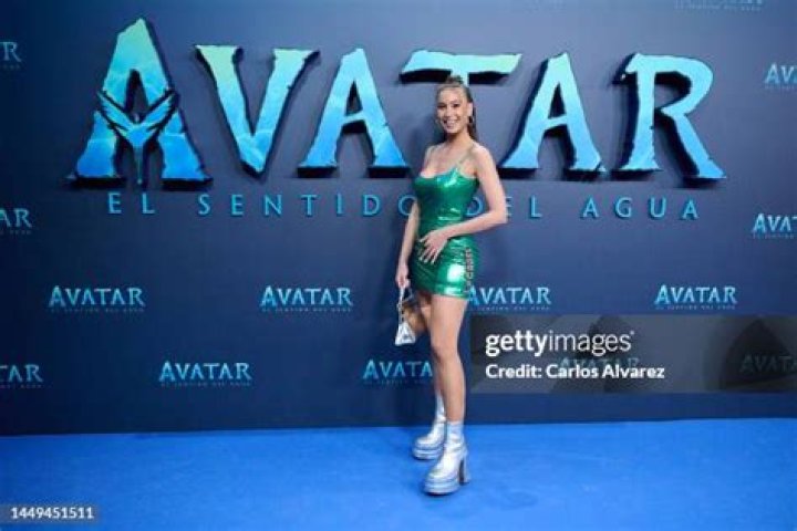 ‘Avatar 2’ Premiere: Photos – Hollywood Life