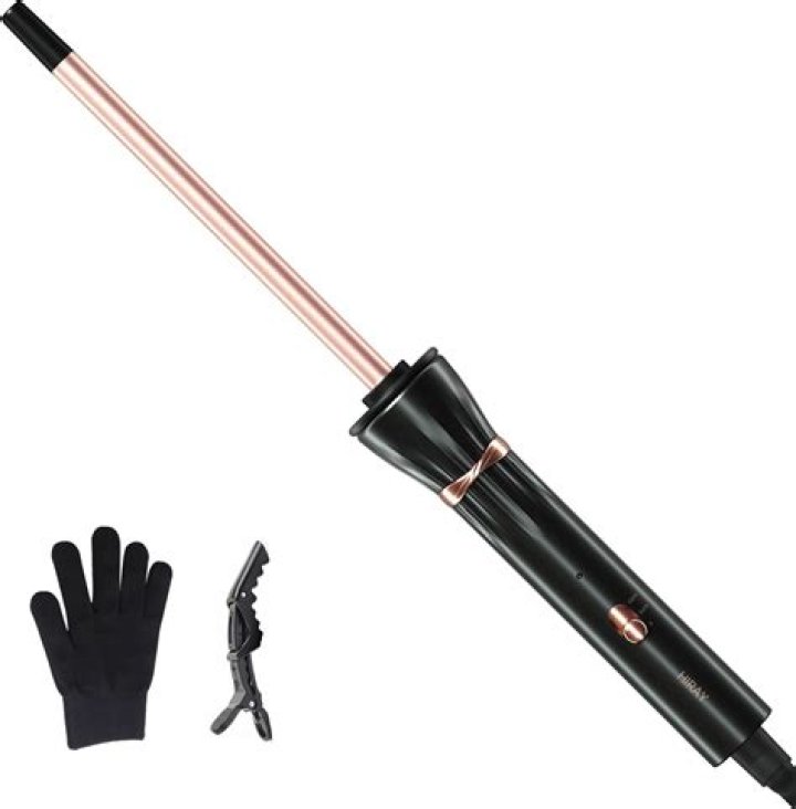 Here’s How To Get Flawless, Beachy Waves Year Round