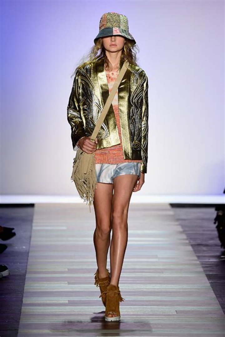 BCBGMAXAZRIA Fashion Week PICS — Spring 2016 Collection At NYFW