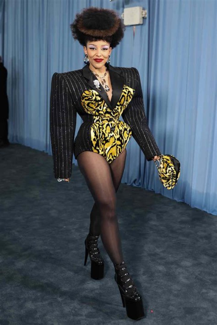 Bella Hadid’s Bodysuit At Met Gala — Channels Catwoman In Catsuit – Hollywood Life