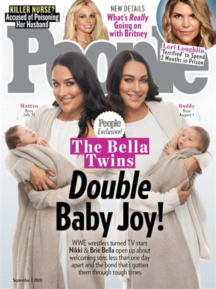 Nikki & Brie Share Behind-The-Scenes – Hollywood Life