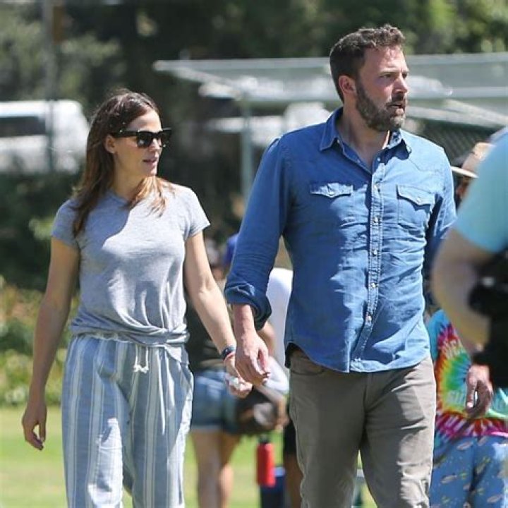 Ben Affleck Entering Rehab — Photos