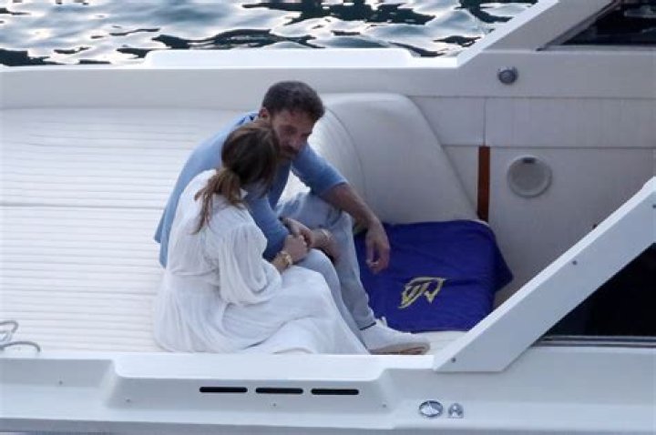 Ben Affleck & Jennifer Lopez Cozy Up On Romantic Boat Ride During Italy Honeymoon: Photos