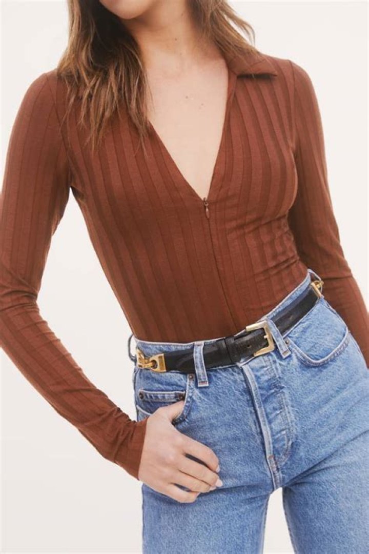 5 Of The Best Bodysuits To Wear With Shorts Or Skirts This Summer – Hollywood Life