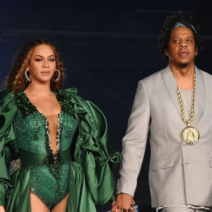 Beyonce Bans Rihanna From Working With Jay Z After Alleged Cheating Scandal? – Hollywood Life