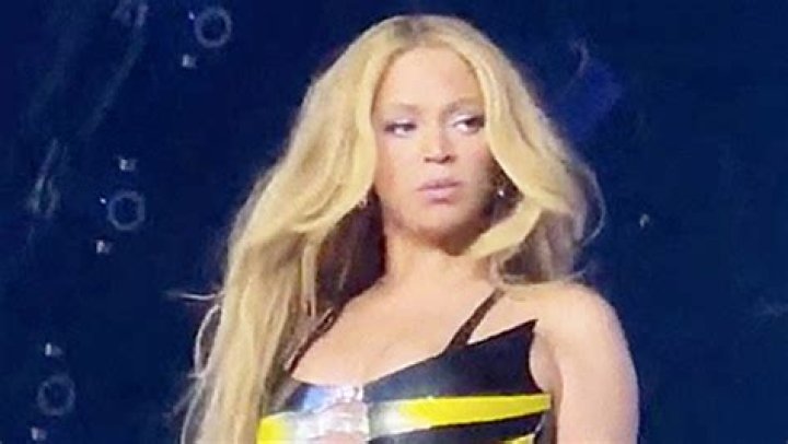 Beyonce Has A Wardrobe Malfunction With Hat During Renaissance Tour – Hollywood Life