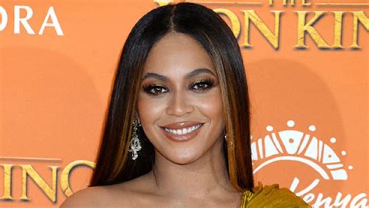 Beyonce’s Makeup Artist Uses This Exact $6 Lip Stain – Hollywood Life