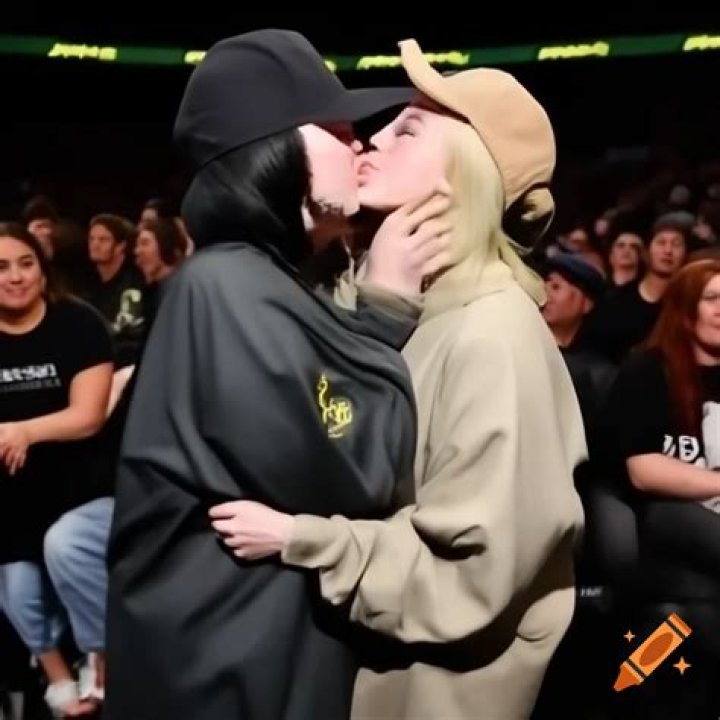 Billie Eilish Shows Her Brother’s Girlfriend Kissing Her Butt In Pic – Hollywood Life