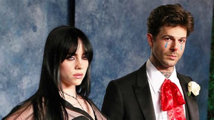 Break Up After 7 Months – Hollywood Life