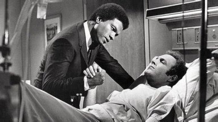 Billy Dee Williams’ Tribute To James Caan After Death: Photo – Hollywood Life