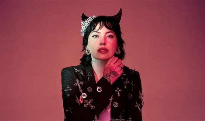 Bishop Briggs — Pics