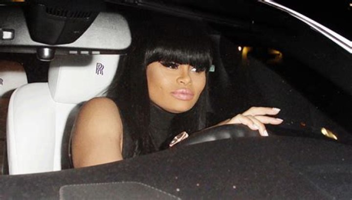 Blac Chyna Cruises Around In Sports Car: Is She Proving Rob Hasn’t Repo’d Her Rides?