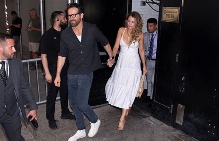 Blake Lively Rocks Daisy Dukes 7 Months After Welcoming 4th Child – Hollywood Life