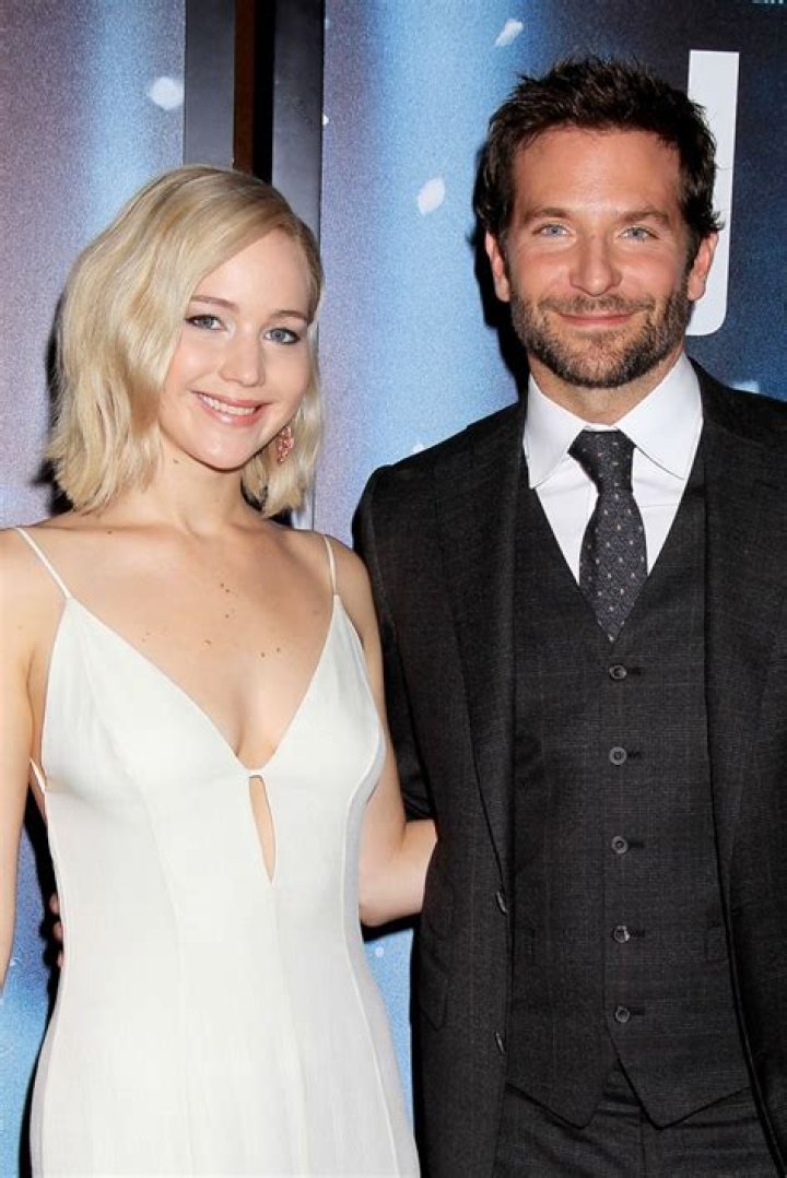 [PHOTOS] Bradley Cooper & Jennifer Lawrence Pics – Hollywood Life