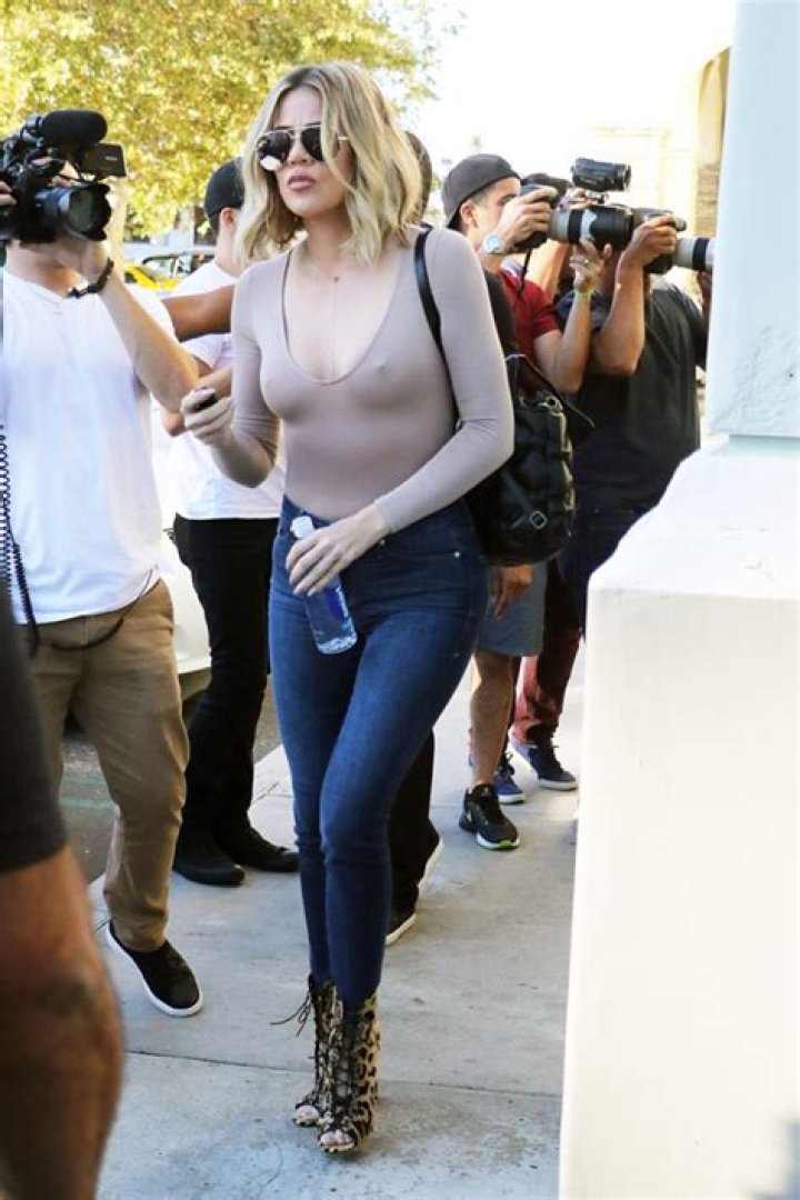 Photos Of Star With No Bra In Public – Hollywood Life