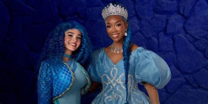 Brandy Returning To Cinderella Role In New ‘Descendants’ Movie – Hollywood Life