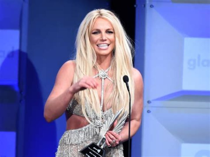Britney Spears ‘Praying A Lot’ As She Awaits Judge’s Ruling On Ending Her Conservatorship