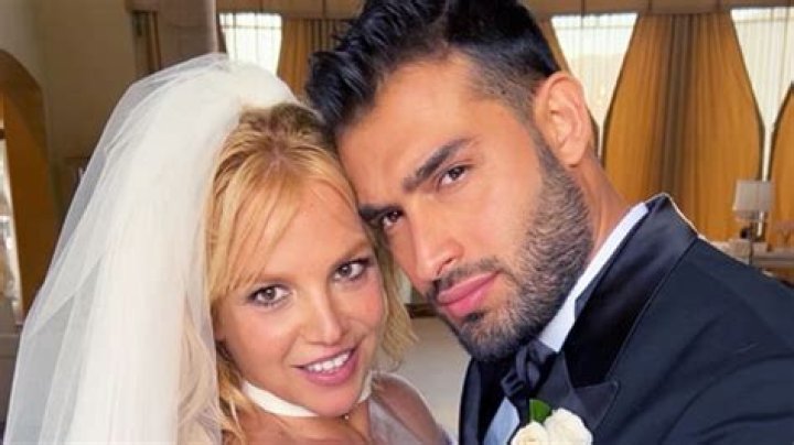 Britney Spears Wore Over $500k Worth Of Diamonds On Her Wedding Day: Photos