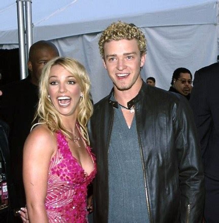 Britney Spears Shares Throwback Photos Of Herself & Justin Timberlake – Hollywood Life