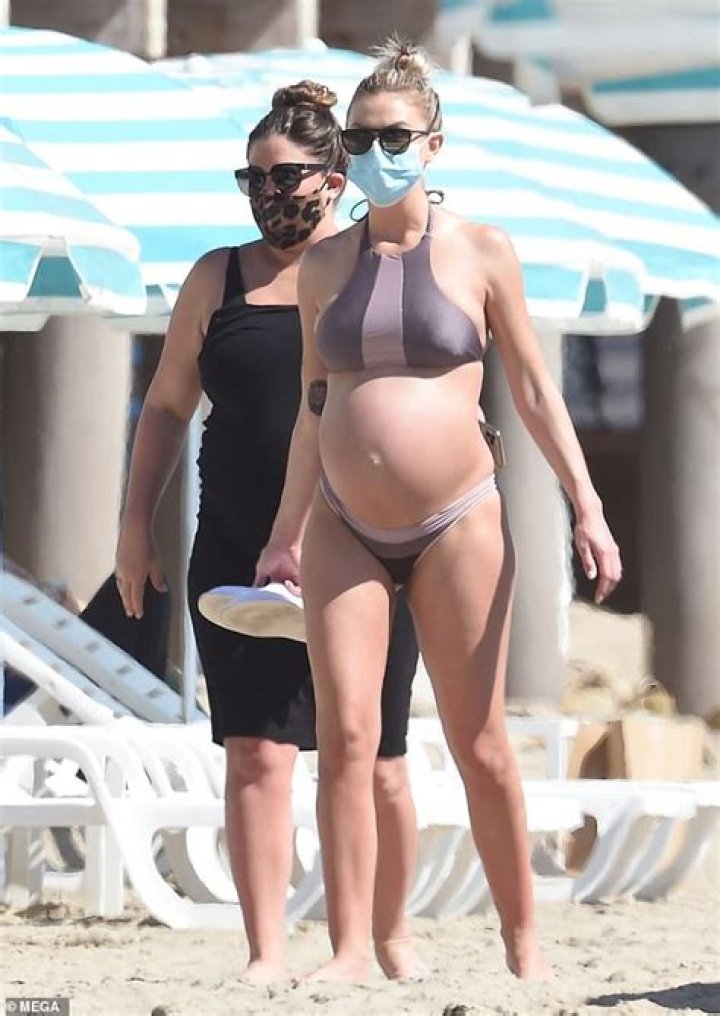 Brittany Cartwright & Lala Kent Show Off Baby Bumps In Bikinis — Pics – Hollywood Life