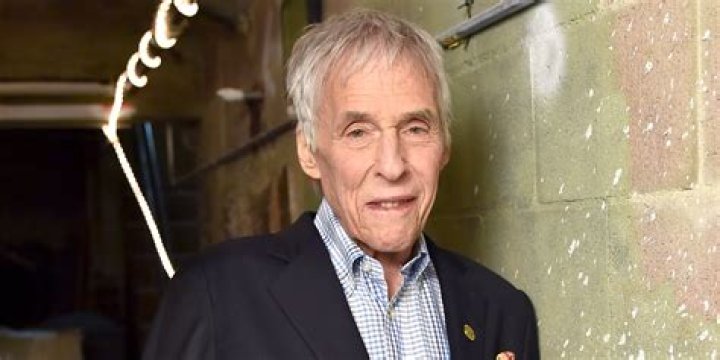 All About His 4 Marriages – Hollywood Life