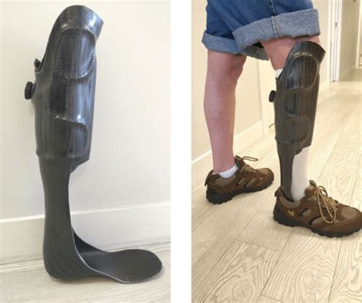 Cameron Diaz Spotted Wearing A Foot Brace In Rare Outing In Beverly Hills — Photo