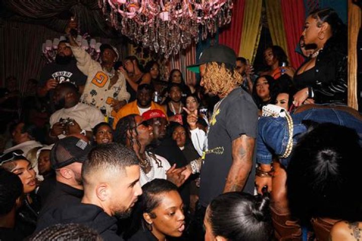 Cardi B Twerks On Offset Celebrating His 29th Birthday: Video – Hollywood Life