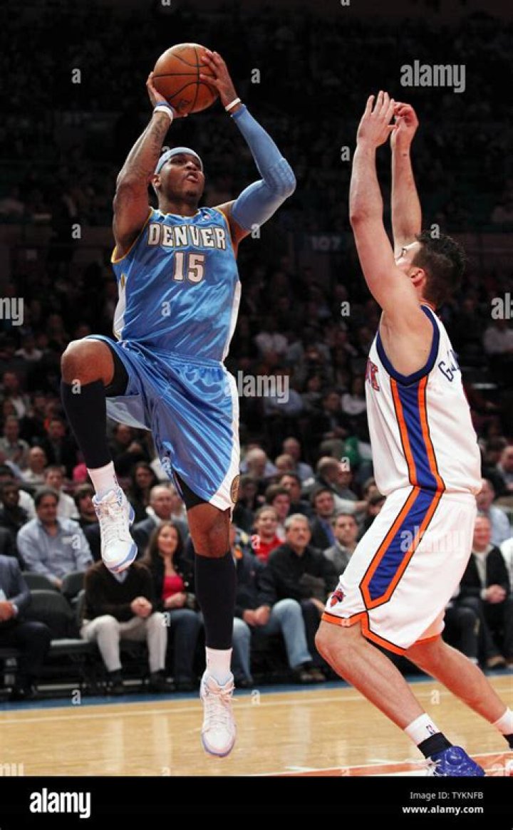 See Photos From Before Their Breakup – Hollywood Life